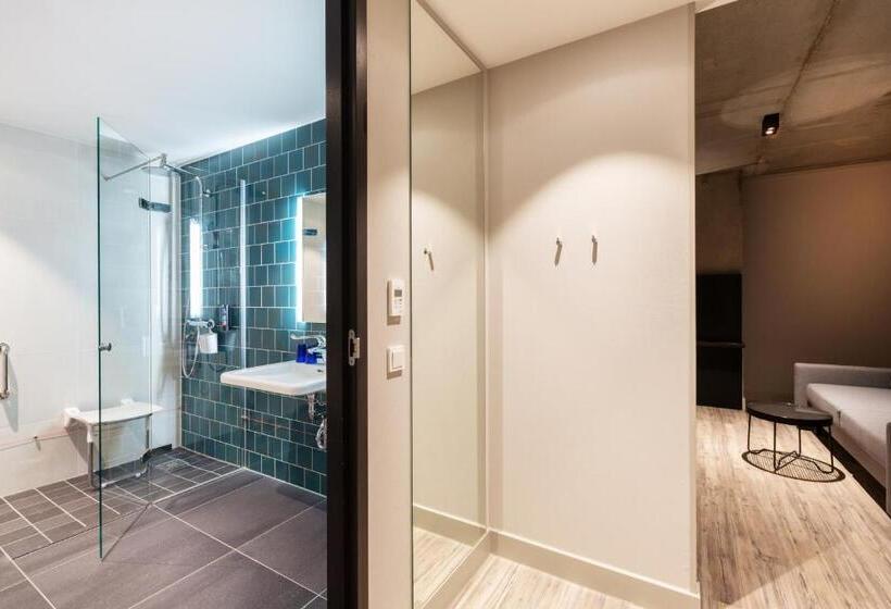 חדר דלוקס, Holiday Inn   The Niu, Fender Amsterdam