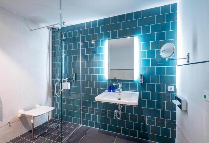 Номер Executive, Holiday Inn   The Niu, Fender Amsterdam