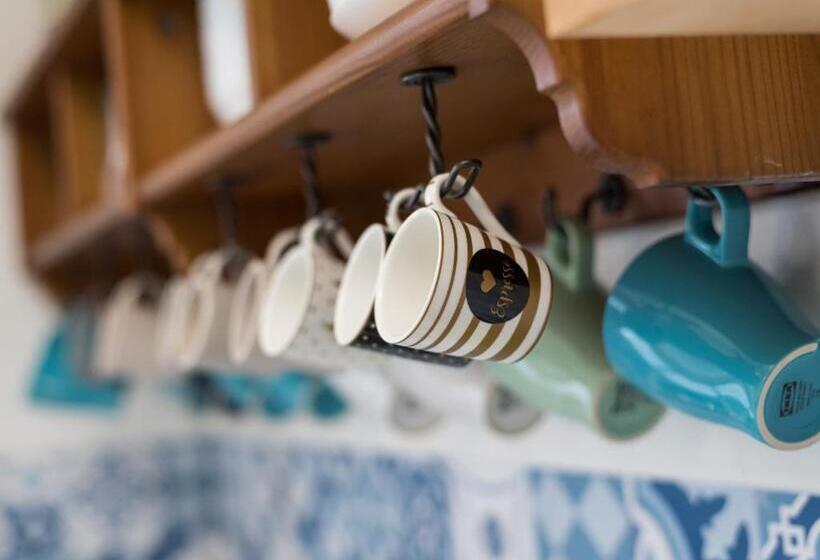 דירת שלושה חדרים, Travelershome Morena Guesthouse