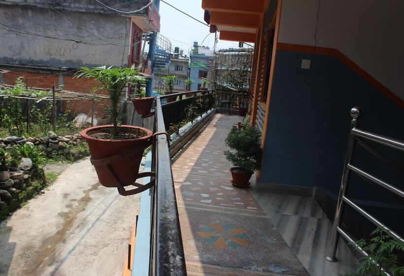 آپارتمان کلاسیک 1 خوابه, Direction Pokhara