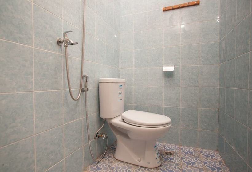 Номер Стандарт, Reddoorz Near Petra University 2