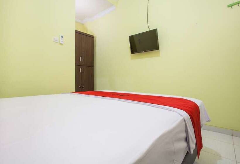 Номер Стандарт, Reddoorz Near Petra University 2