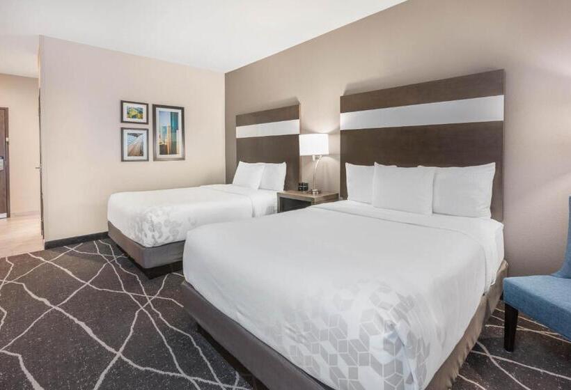 Номер Стандарт, La Quinta Inn And Suites By Wyndham Houston Spring South