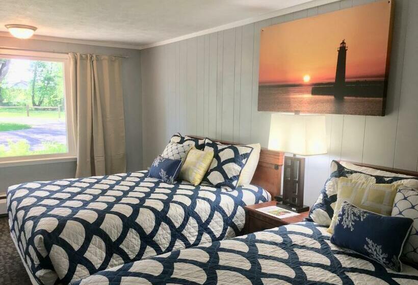 Номер Deluxe, Elk Rapids Lakeshore Inn