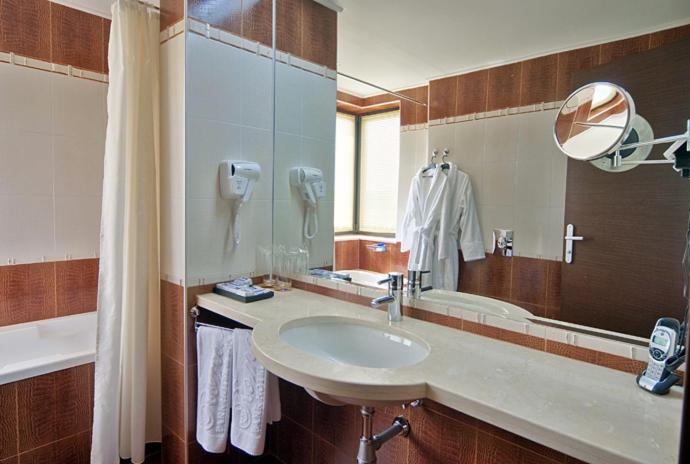 Семейный Номер Deluxe, Park Hotel Romantica