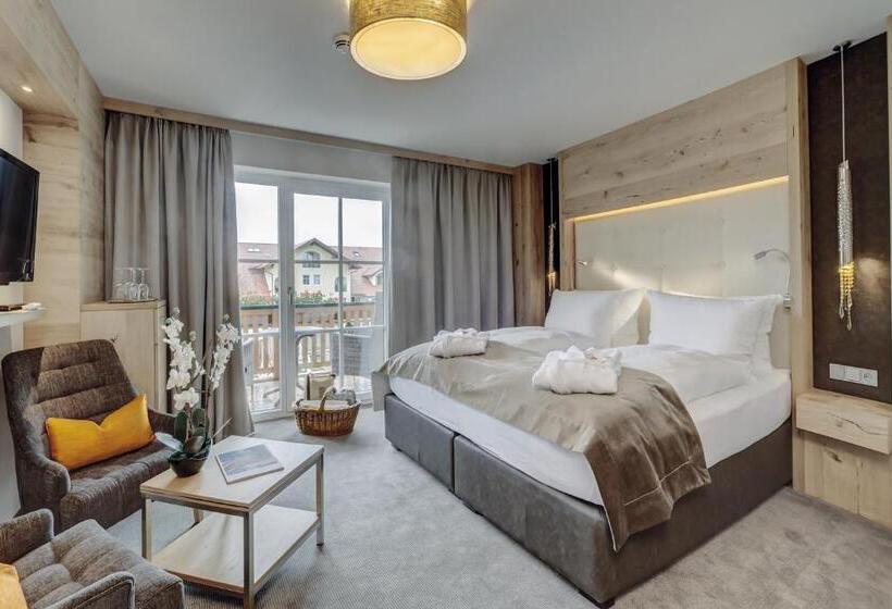 Номер Deluxe с Балконом, Wellness  & Sporthotel Jagdhof