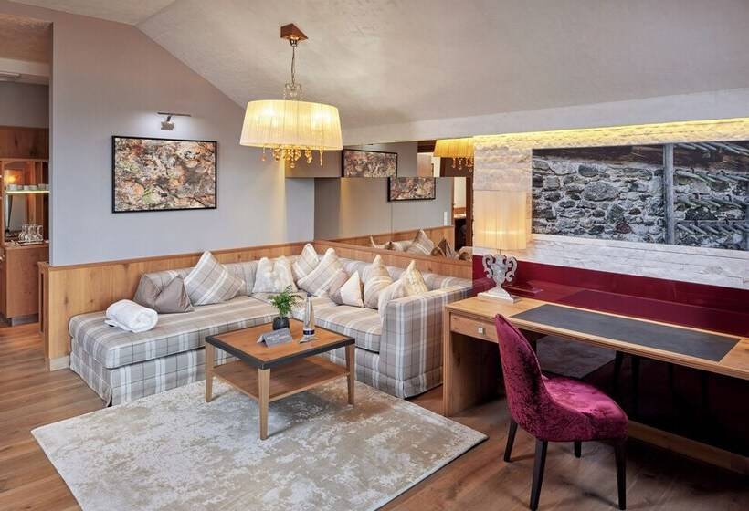 Family Suite, Wellness  & Sporthotel Jagdhof