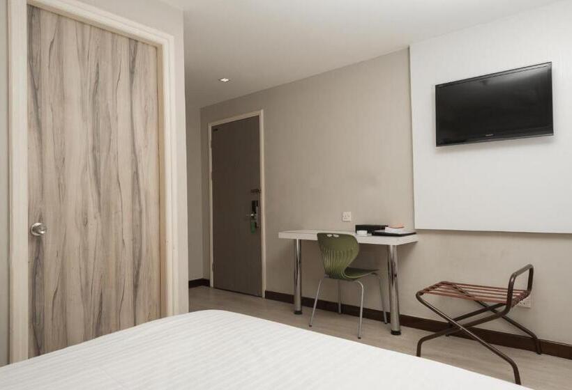 스탠다드 룸, Capital O 90083 Riverfront Inn