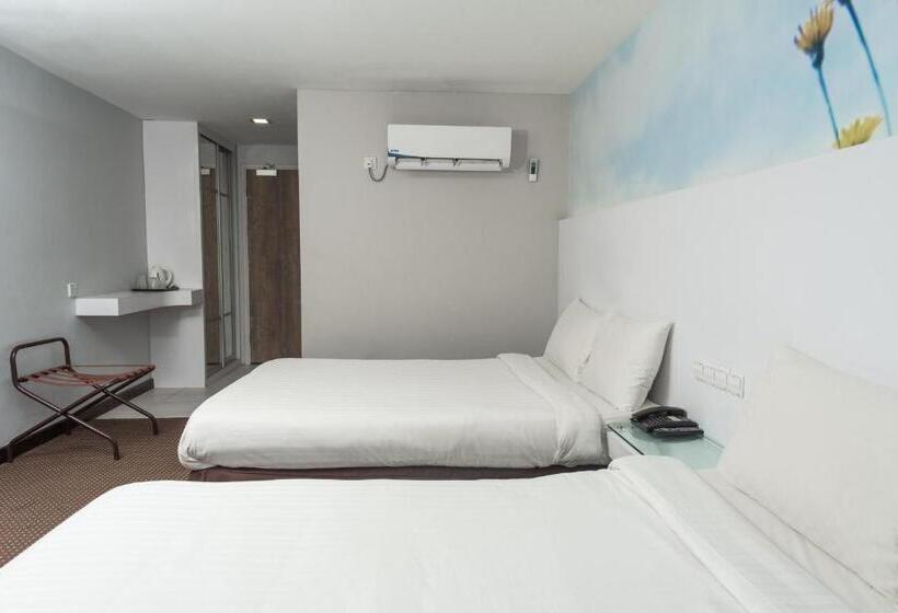 패밀리 스위트, Capital O 90083 Riverfront Inn