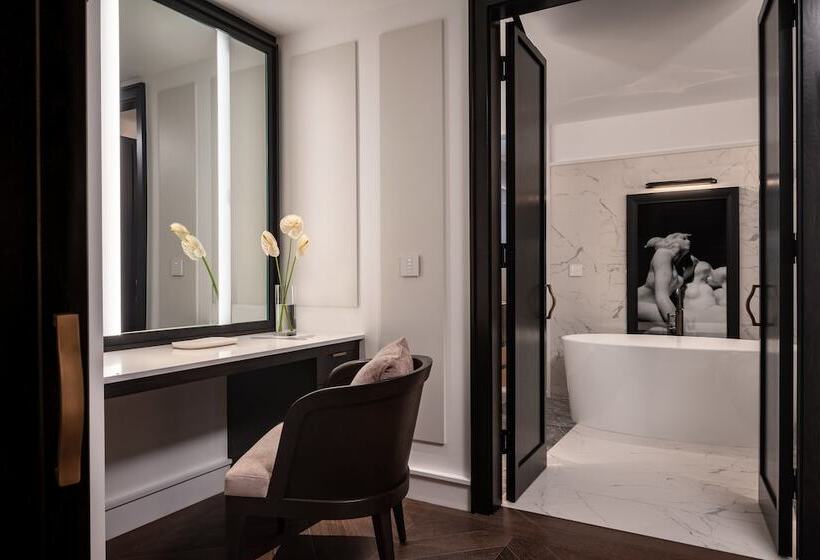プレミアムスイート, Four Seasons Hotel Montreal