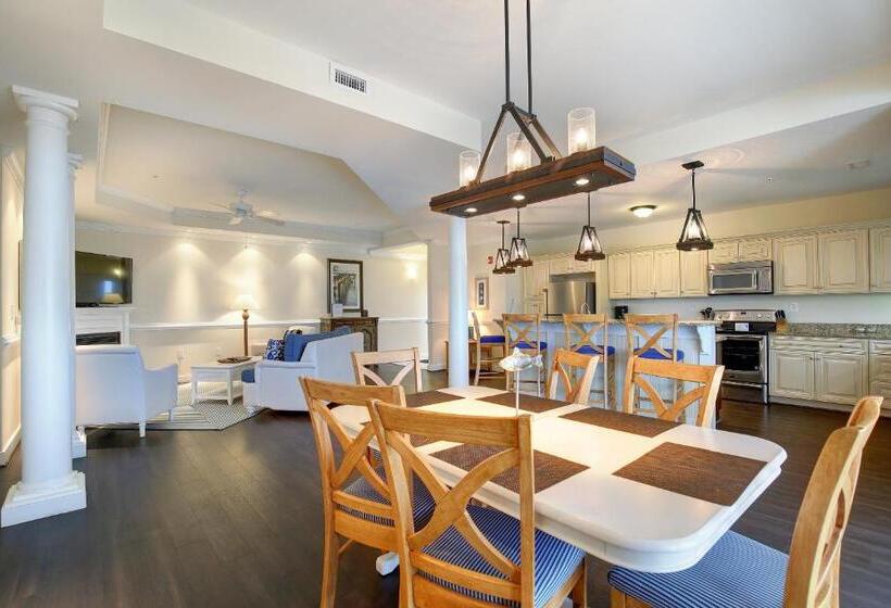 Люкс 2 Спальни, Waterside Resort By Capital Vacations
