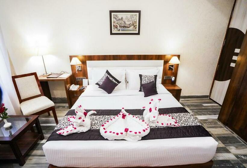 スーペリアールーム, Millenia Regency Lucknow