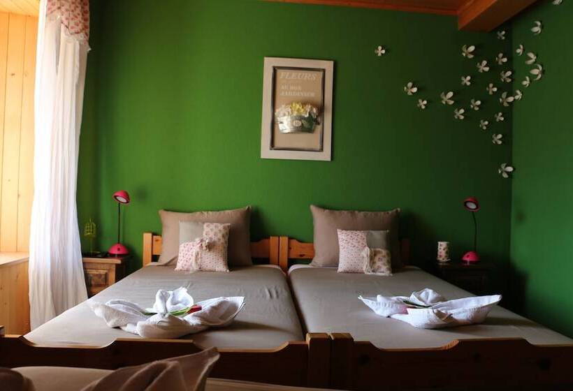 اتاق خانوادگی, Auberge De L Ange