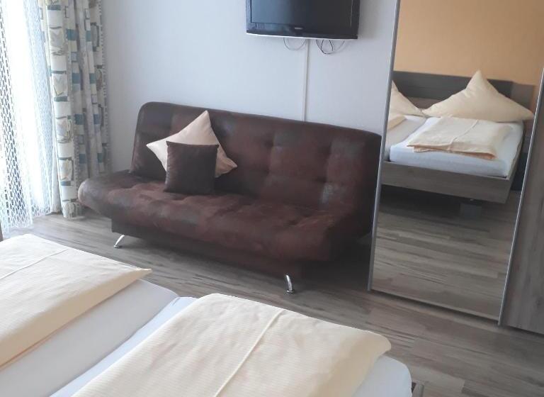 غرفة قياسية, Pension Brix