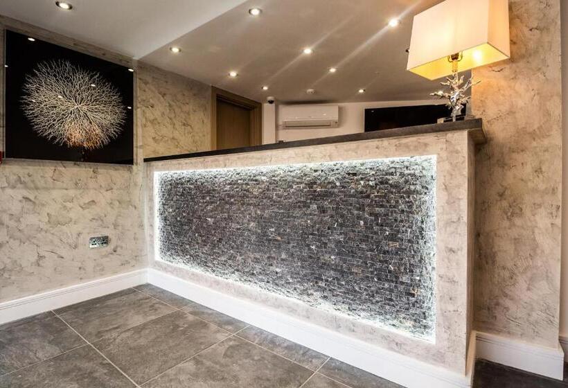 آپارتمان 1 خوابه, Signature Suites