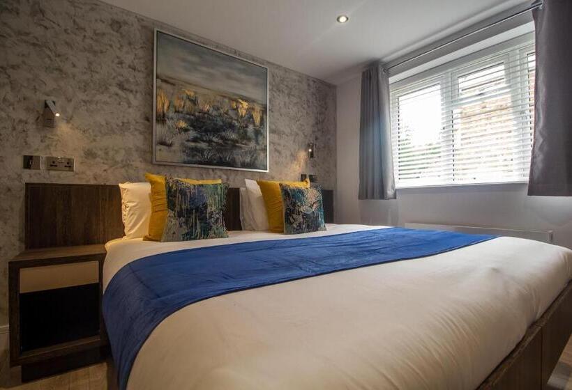 اتاق استاندارد, Signature Suites