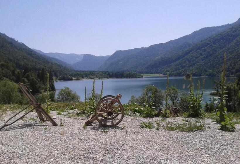Номер Стандарт с Террасой, Landhaus Seereith