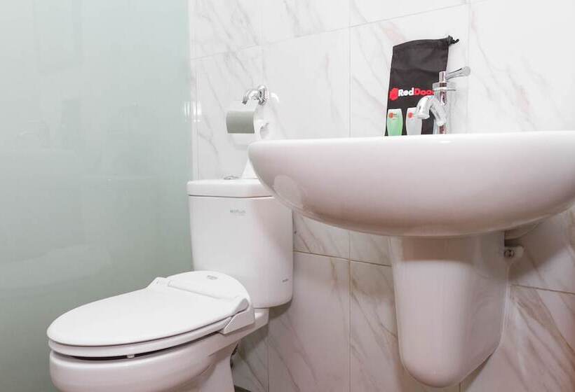 Номер Стандарт, Reddoorz Near Gasibu Bandung