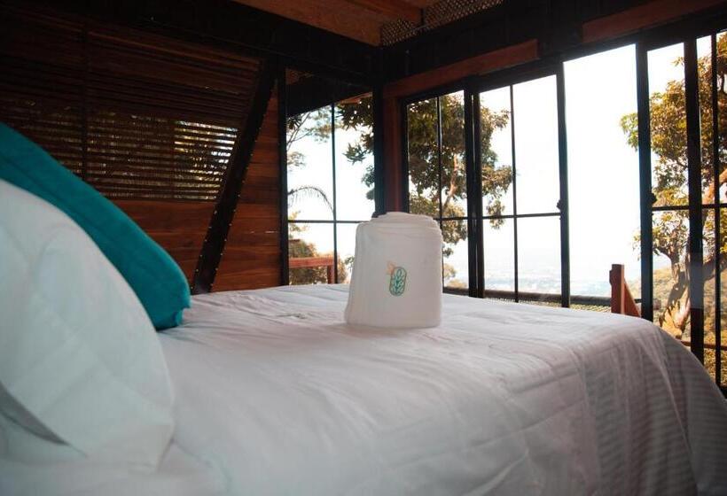 带大床的套房, Waira Eco Lodge