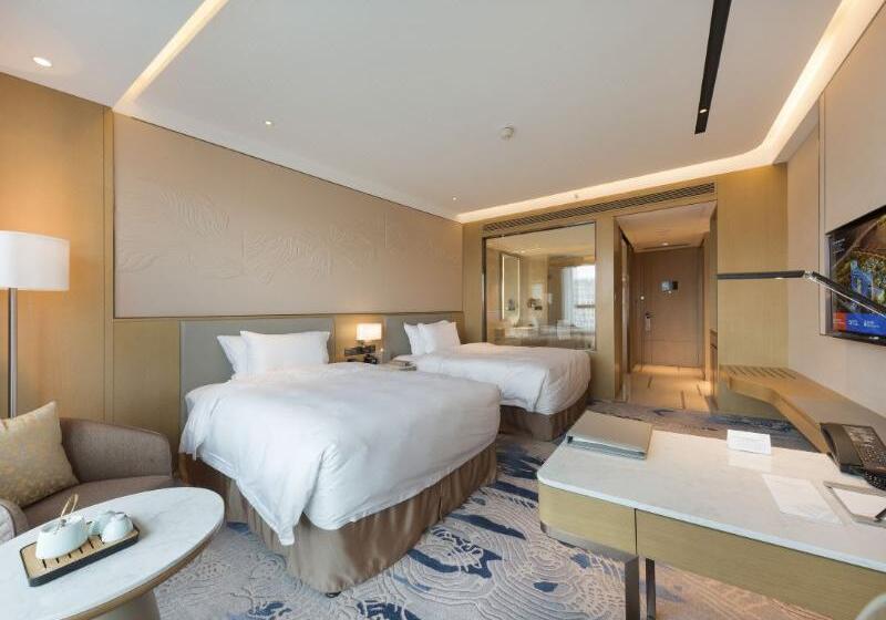 Номер Deluxe, Wyndham Grand Plaza Royale Yuzhou Xiamen   Wuyuan Bay