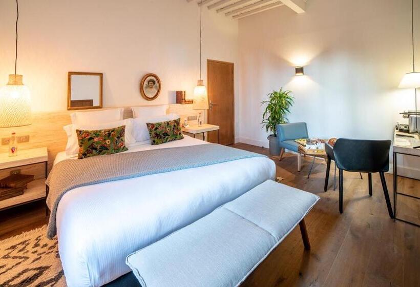 اتاق استاندارد, Les Chambres Du Prieuré