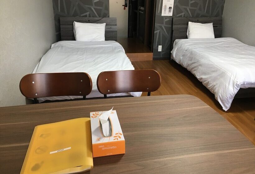Quarto Triplo Economy, Beppu Hostel U&t