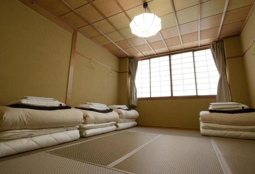 Номер Стандарт Четырехместный Совместный Санузел, Trip & Sleep Hostel