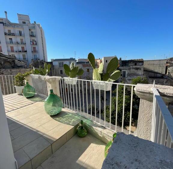 اتاق استاندارد چهار تخته, Il Borgo
