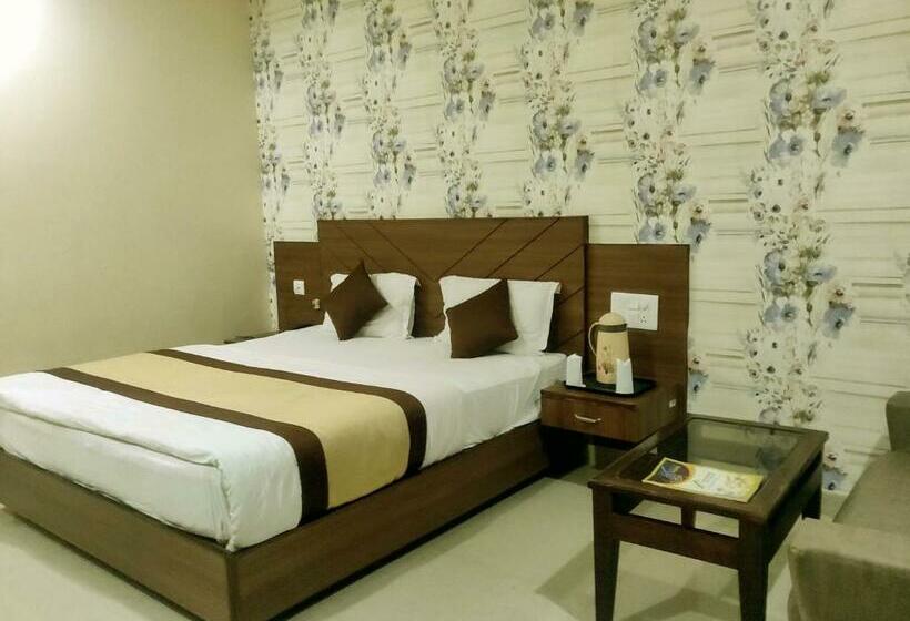Номер Deluxe, The Vaishno Devi Hills