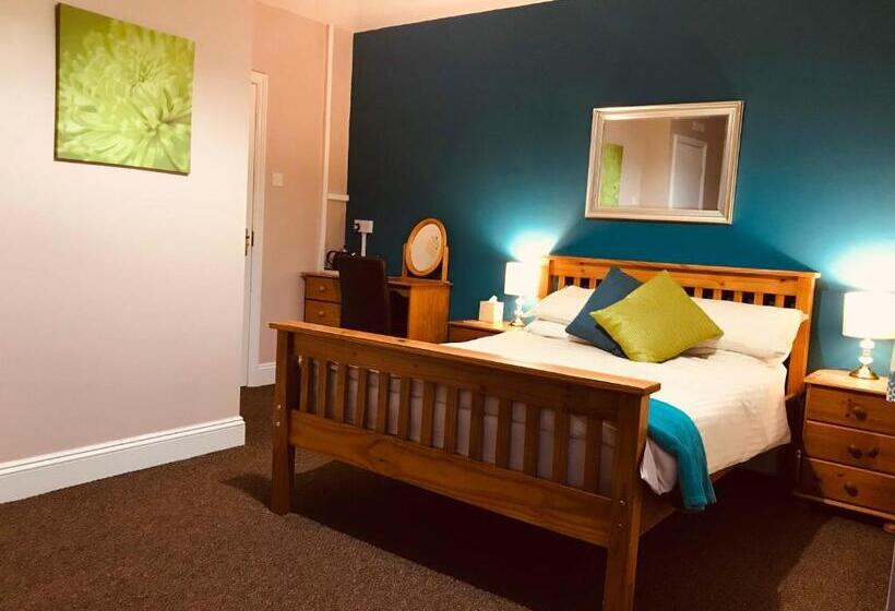 Семейный Номер, White Heather Guest House