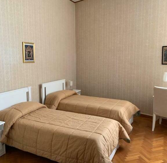 标准间, Istituto Ss Salvatore