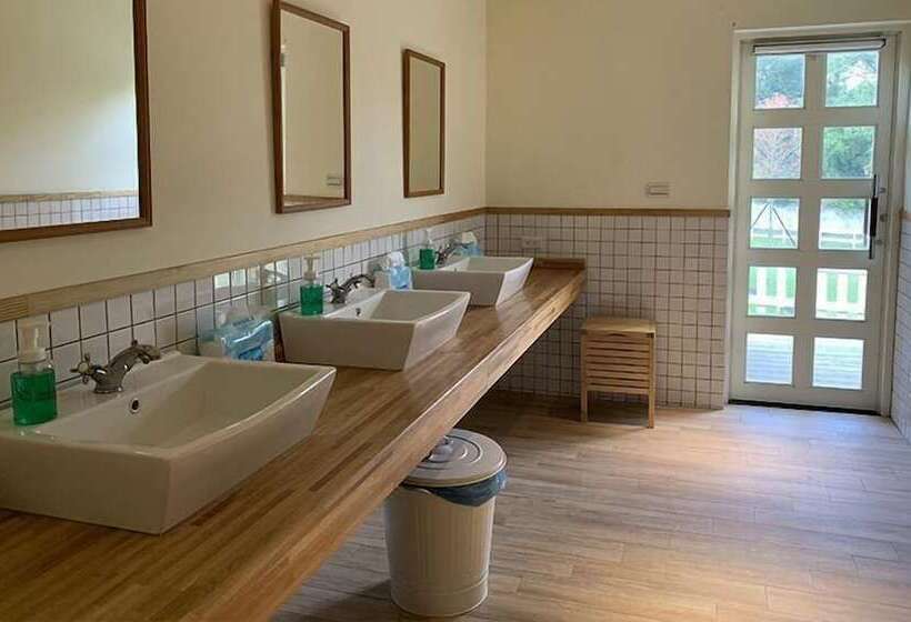 ویلای 1 خوابه, American Village Resort