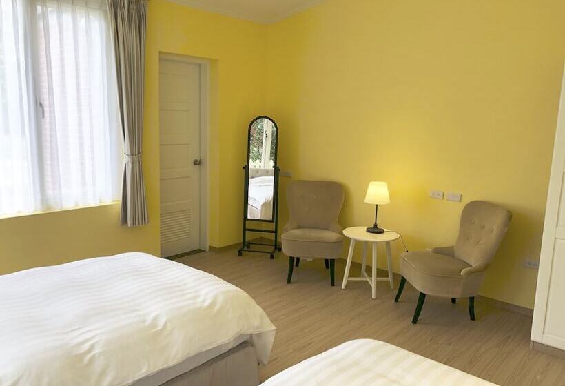 ویلای 1 خوابه, American Village Resort