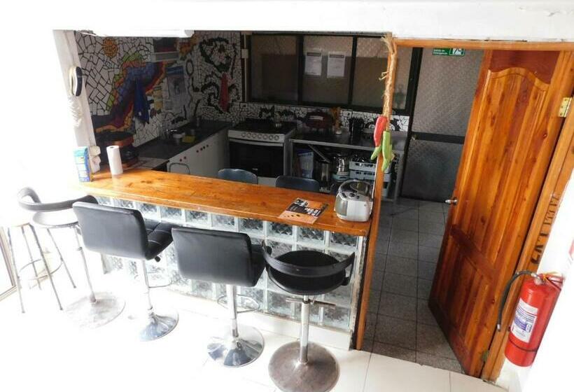 اتاق استاندارد, Hostal Pampaloja