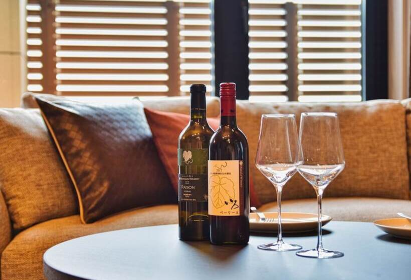 اتاق لوکس, Winery Hotel And Condominium Hitohana