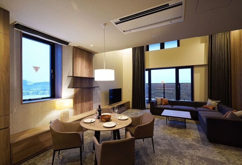 سوییت, Winery Hotel And Condominium Hitohana