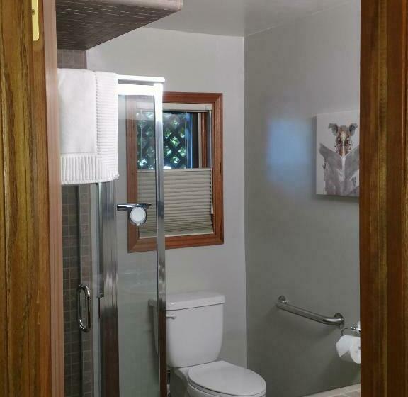 Номер Стандарт Вид на Сад, Ponderosa Ridge A B & B