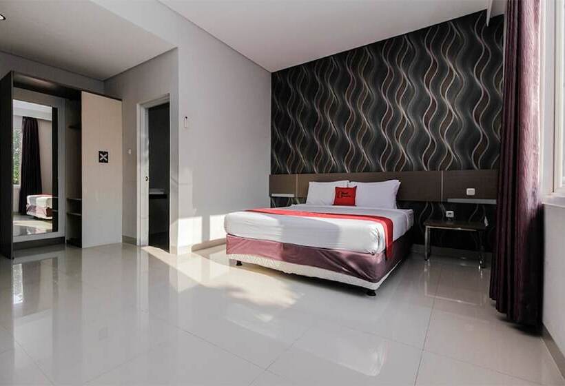 Номер Стандарт, Reddoorz Near Goa Sunyaragi