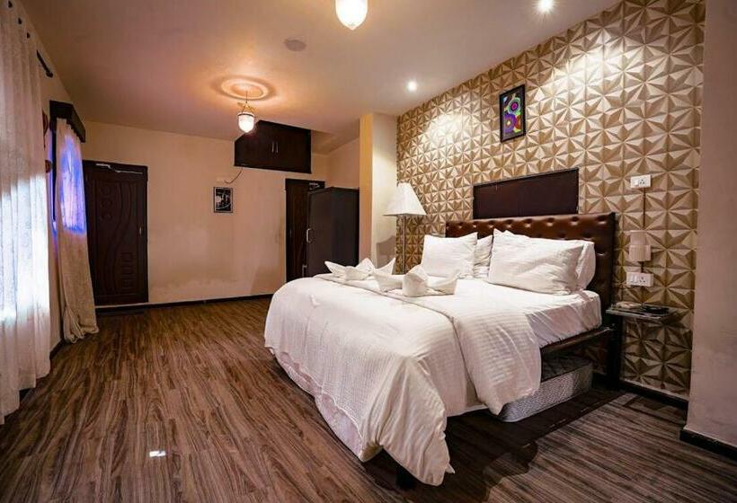 سوییت, Creek Hotel   Panaji