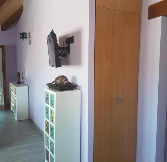 Четырехместный Номер Стандарт, Hostal Los Esquiladores