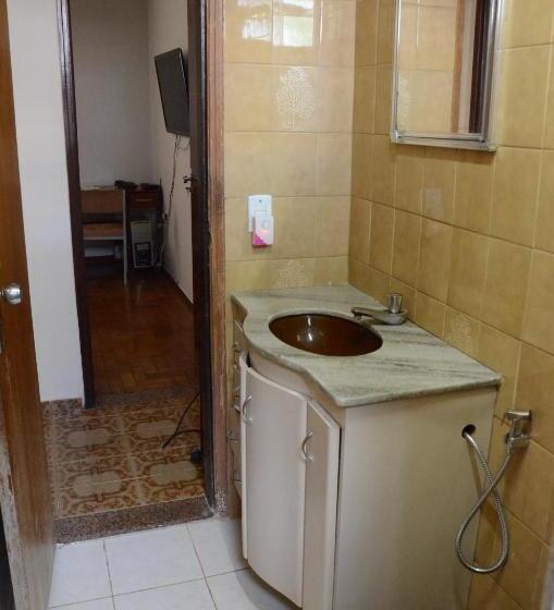 اتاق اکونومی یک تخته, Albergue Econômico