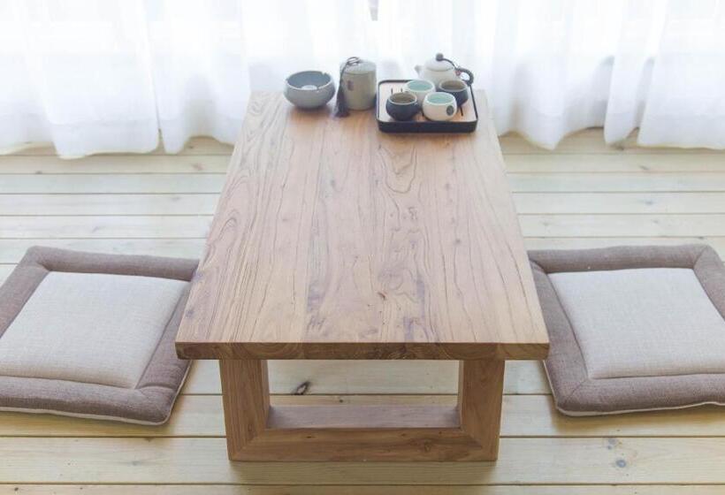 ファミリールーム, Bloom Time Guest House