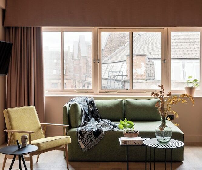 Семейные Апартаменты 3 Спальни, Whitworth Locke