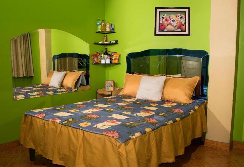 اتاق سوپریور, Hospedaje Las Tres Regiones