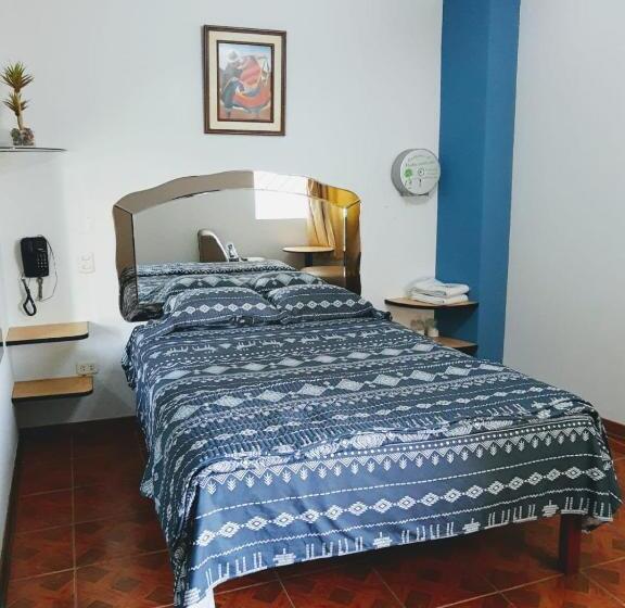 اتاق سوپریور, Hospedaje Las Tres Regiones