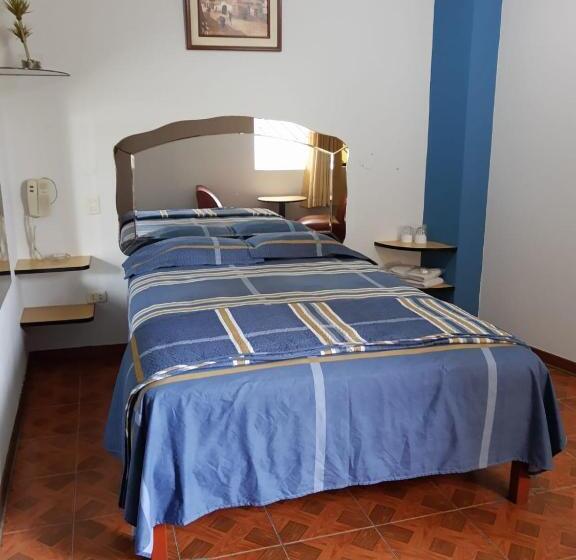 اتاق سوپریور, Hospedaje Las Tres Regiones