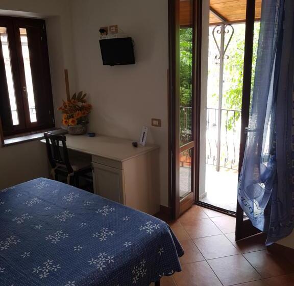 Номер Стандарт с Балконом, Locanda Aria Del Re