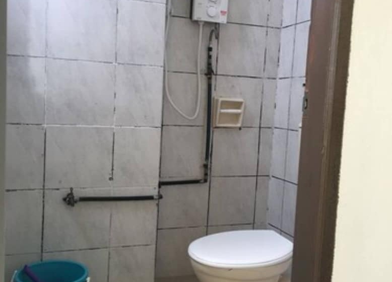 חדר בסיסי, Pg Inn