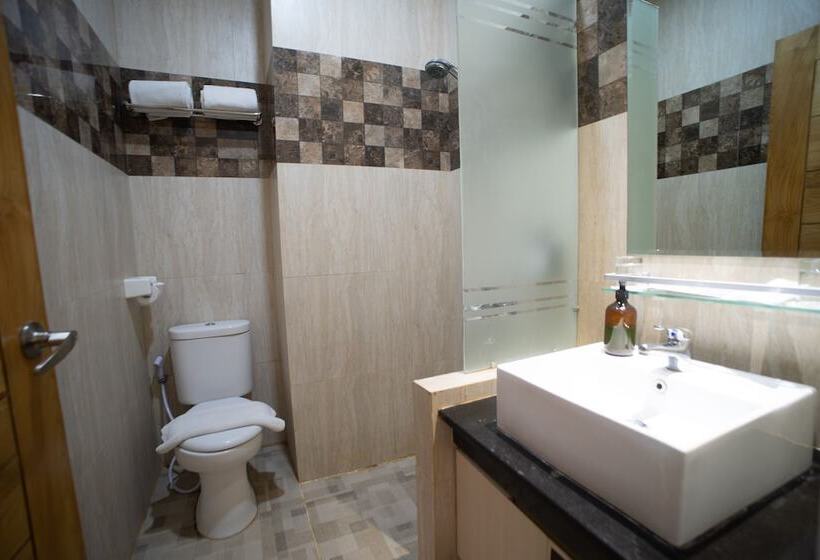 Номер Deluxe, Luminor Hotel Banyuwangi By Wh
