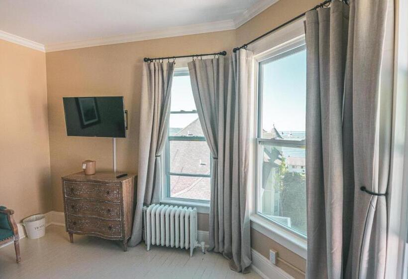 Стандартный Номер Кровать Кинг, Pine Cottage Bed & Breakfast